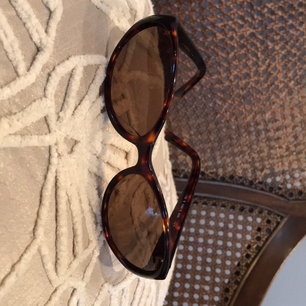 Burberry Sunglasses Petite Frames - image 1